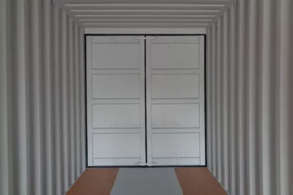 40′ NEW HIGH CUBE DOUBLE DOOR - Image 3